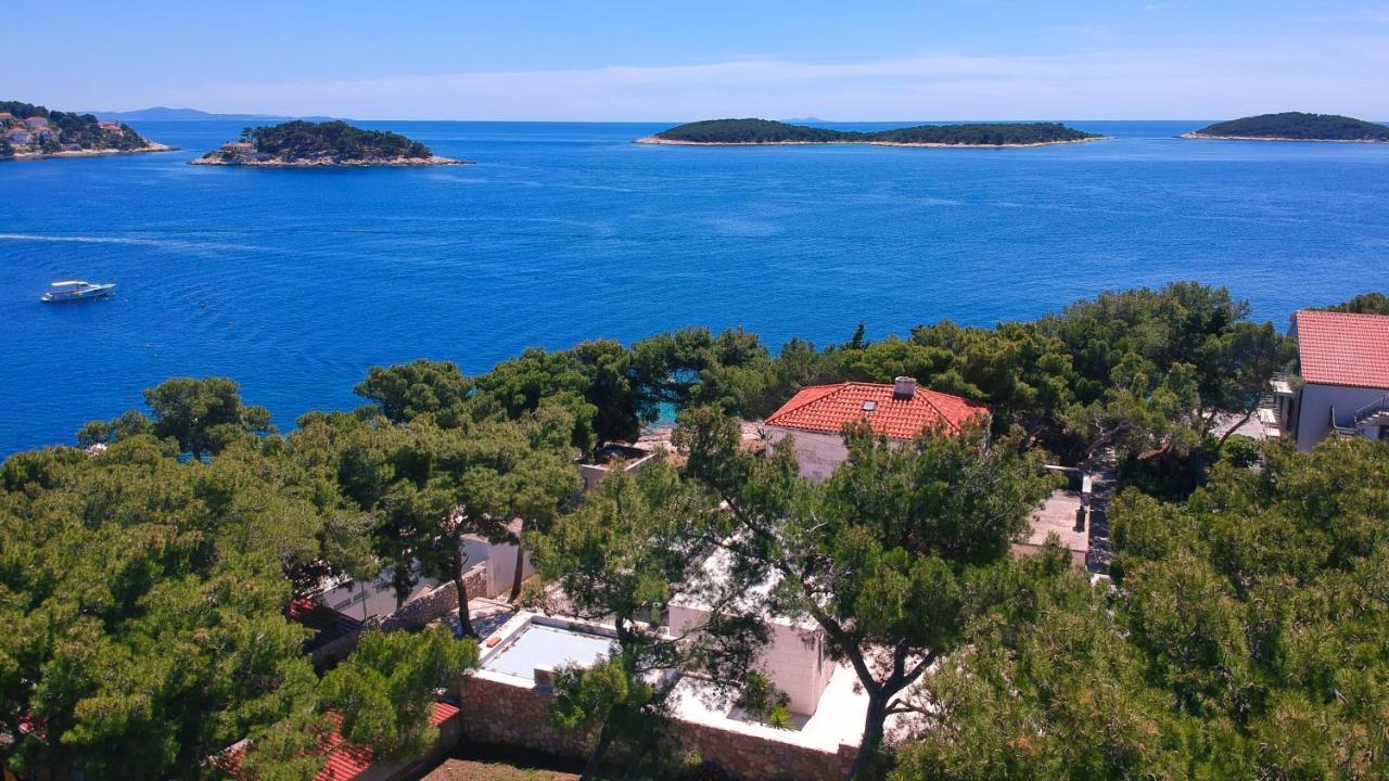Beach Residences Caroline Hvar Town Exterior photo